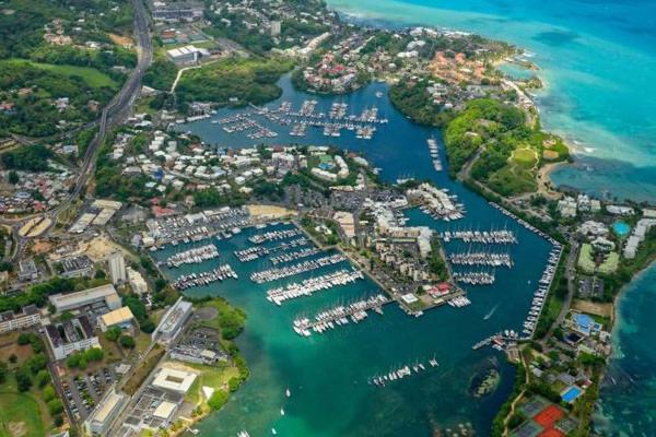 Superbe Studio Avec Piscine, Au Coeur De La Marina! Village Soleil ! Proche Aeroport & Ferry Le Gosier  Kültér fotó
