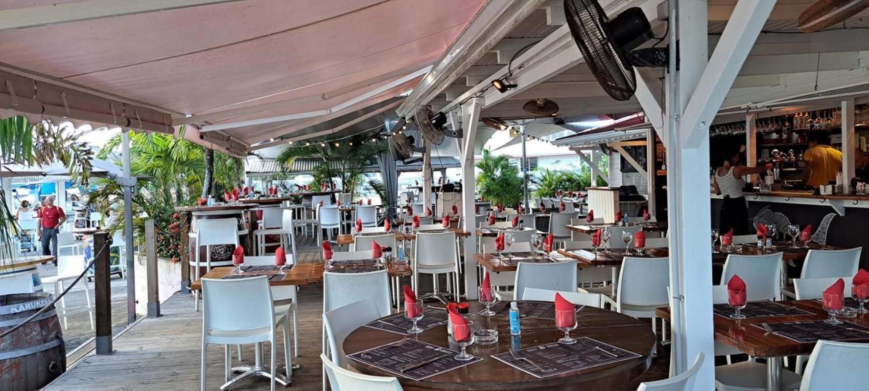 Superbe Studio Avec Piscine, Au Coeur De La Marina! Village Soleil ! Proche Aeroport & Ferry Le Gosier  Kültér fotó